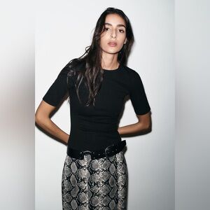 zara ruched interlock t-shirt